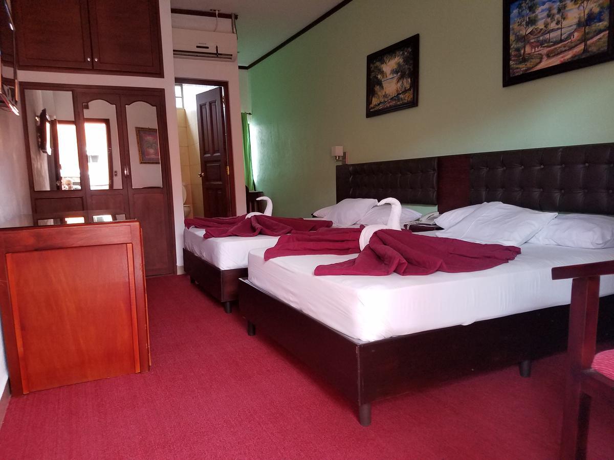 Hotel Don Vito เอสเตลิ ภายนอก รูปภาพ